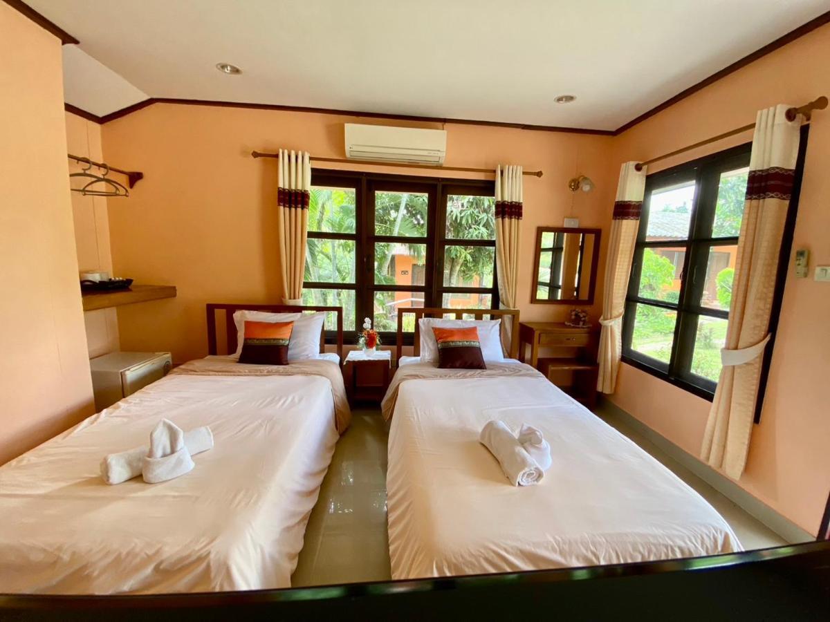 Baanphuthadol Otel Mae Hong Son Dış mekan fotoğraf