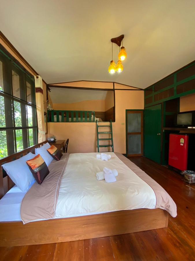 Baanphuthadol Otel Mae Hong Son Dış mekan fotoğraf