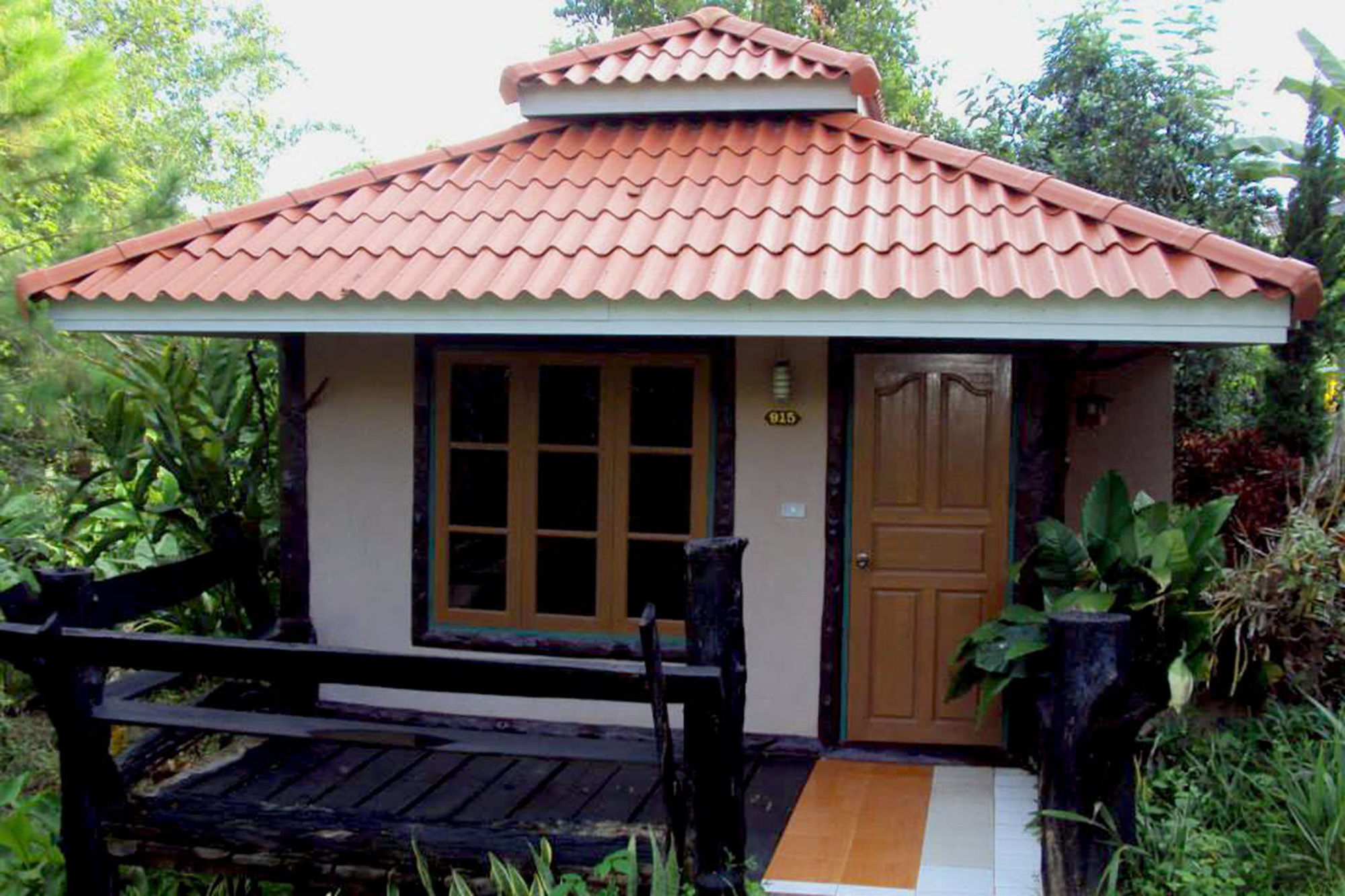 Baanphuthadol Otel Mae Hong Son Dış mekan fotoğraf