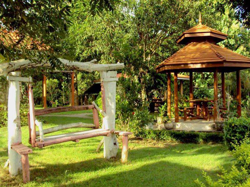 Baanphuthadol Otel Mae Hong Son Dış mekan fotoğraf